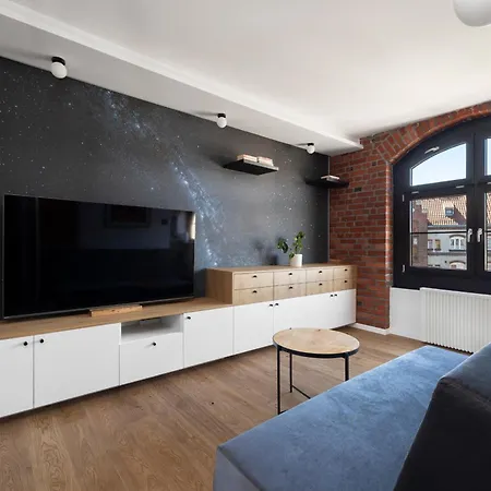 Apartament Stocznia 21 *